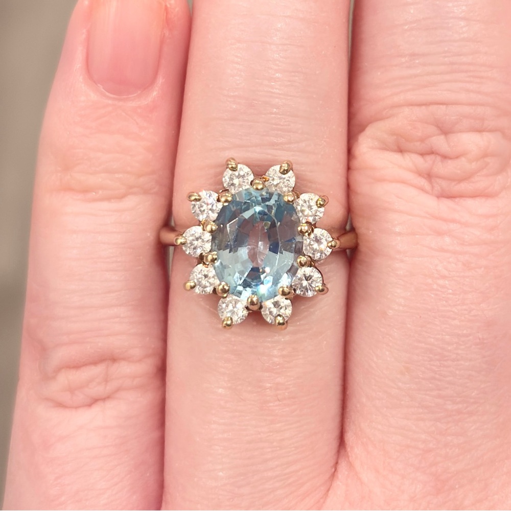 Vintage 10K Blue White Topaz Flower Cluster Ring, Sky Light Oval Size 5.5 - Picture 3 of 17